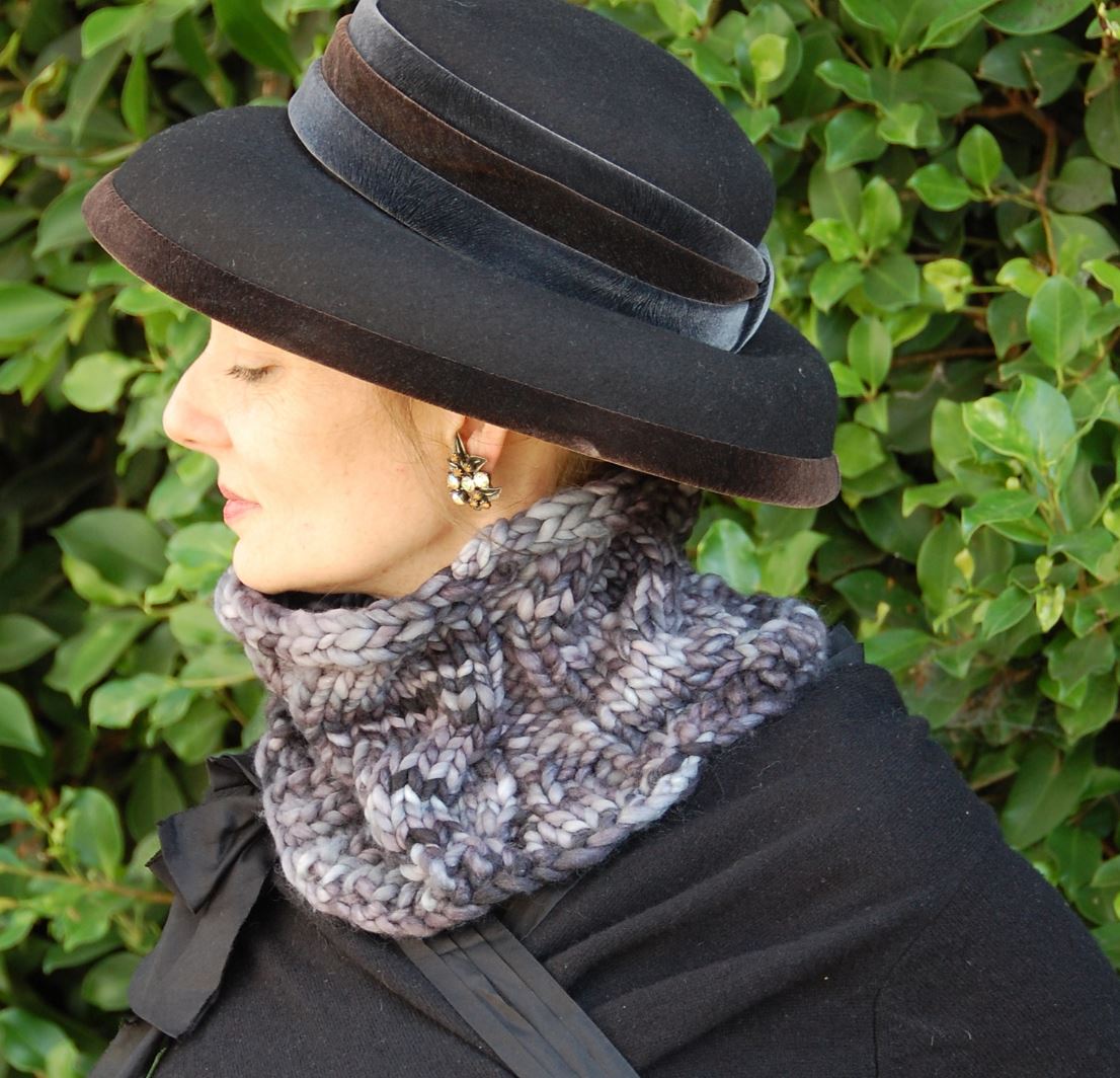 Holiday Golightly Cowl